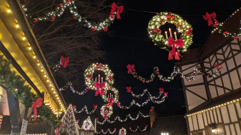 Busch Gardens Williamsburg Christmas 2020 Coupons Green Vacation Deals